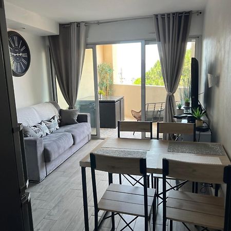 Joli 2 Pieces Aux Pieds Des Plages Cannes Exterior photo