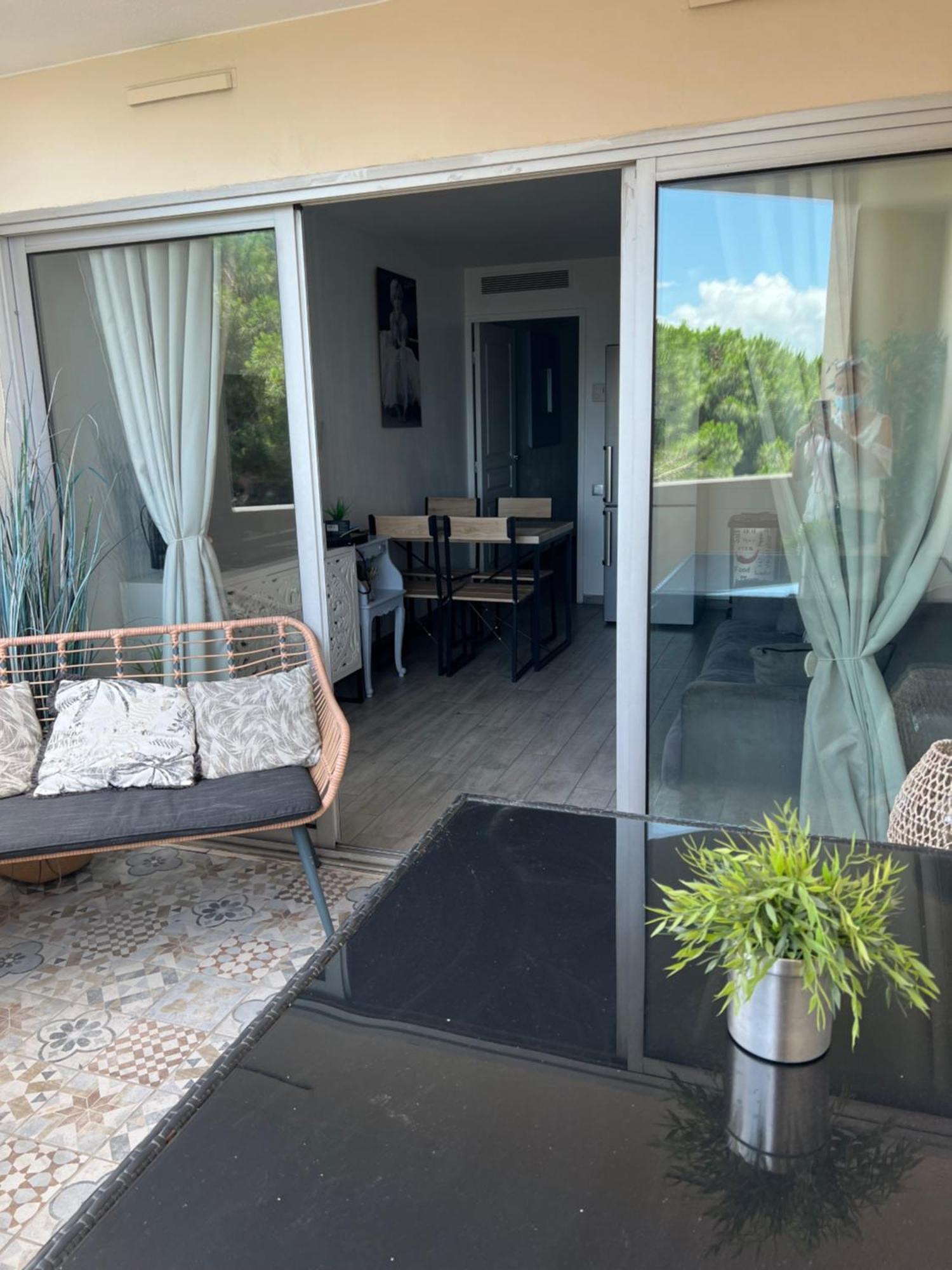 Joli 2 Pieces Aux Pieds Des Plages Cannes Exterior photo