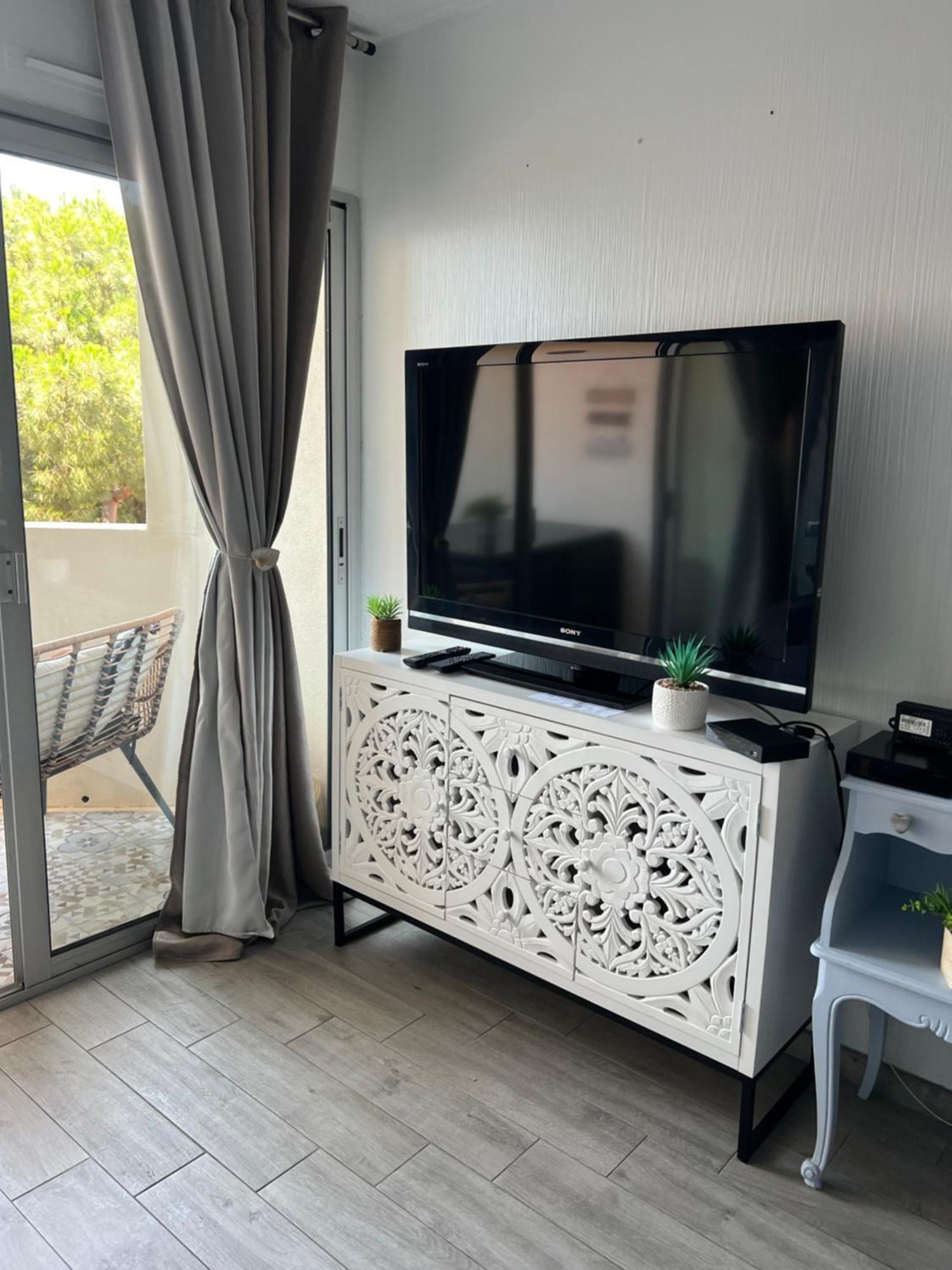 Joli 2 Pieces Aux Pieds Des Plages Cannes Exterior photo